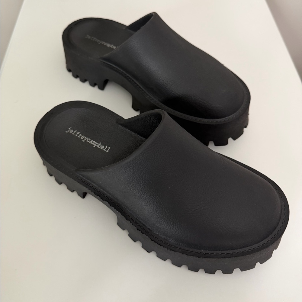 Jeffrey Campbell Bae Clog Platform Mule in Black